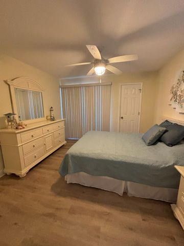 455 ALT 19 S 94, Palm Harbor, FL 34683