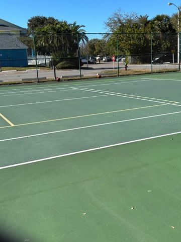 455 ALT 19 S 94, Palm Harbor, FL 34683