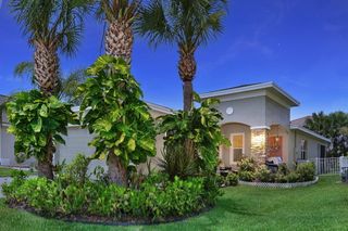 742 NW LEONARDO Circle, Port St. Lucie, Port St Lucie, FL 34986