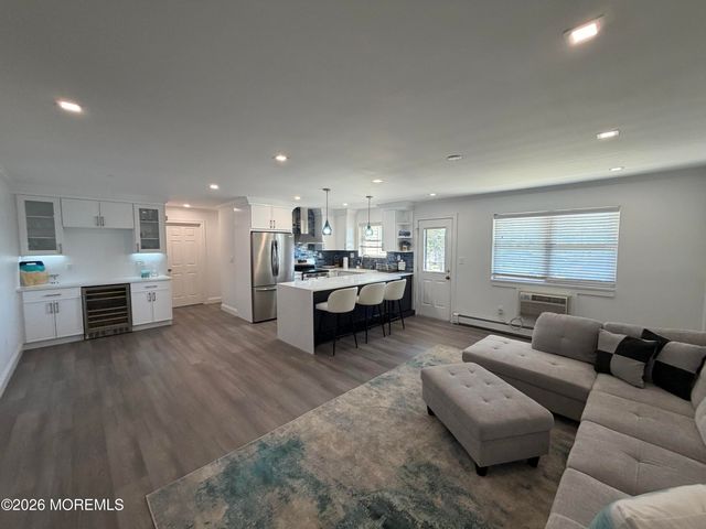 135 Wharfside Drive, Monmouth Beach, NJ 07750
