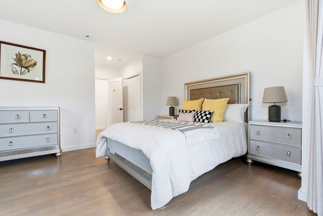 70 Walker St 1, Newton, MA 02460