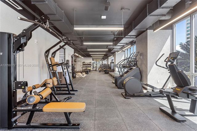227 NE 2nd St 2202, Miami, FL 33132