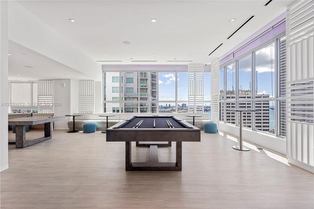 227 NE 2nd St 2202, Miami, FL 33132