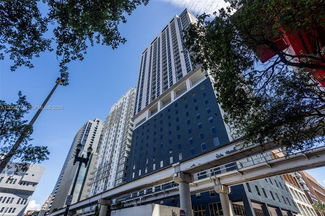 227 NE 2nd St 2202, Miami, FL 33132
