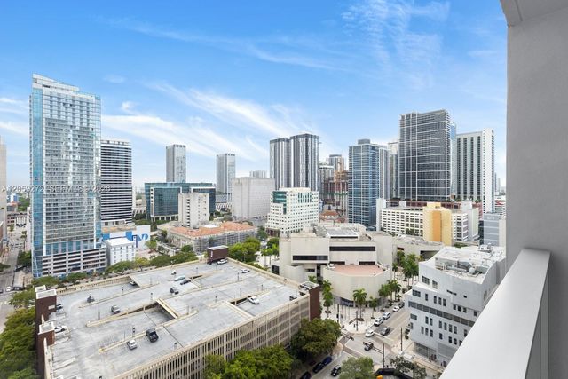 227 NE 2nd St 2202, Miami, FL 33132