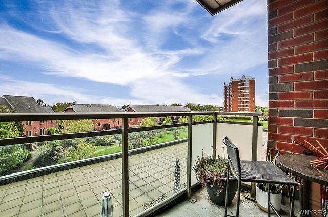 132 Lakefront Boulevard 204, Buffalo, NY 14202