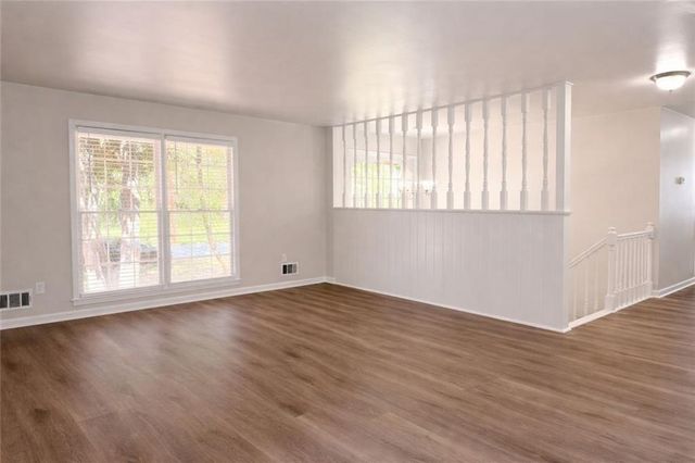 1317 Cedar Heights, Stone Mountain, GA 30083