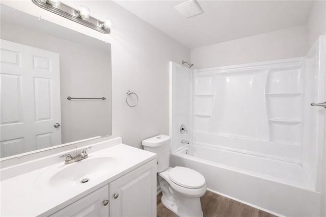 1317 Cedar Heights, Stone Mountain, GA 30083