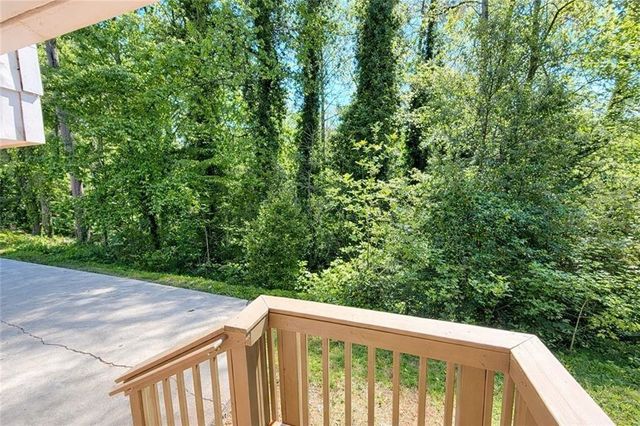 1317 Cedar Heights, Stone Mountain, GA 30083