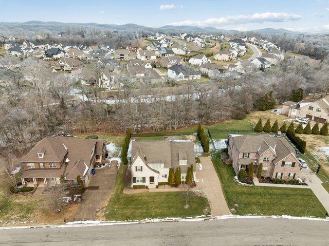 4088 Kings Camp Pass, Arrington, TN 37014