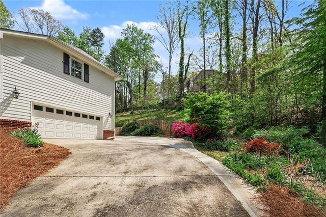 4094 Norton Place SE, Smyrna, GA 30082