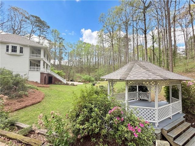 4094 Norton Place SE, Smyrna, GA 30082
