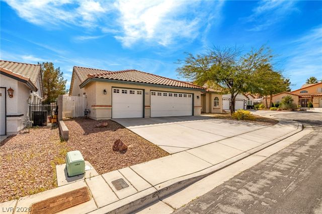 9021 Sunny Hills Court, Las Vegas, NV 89147