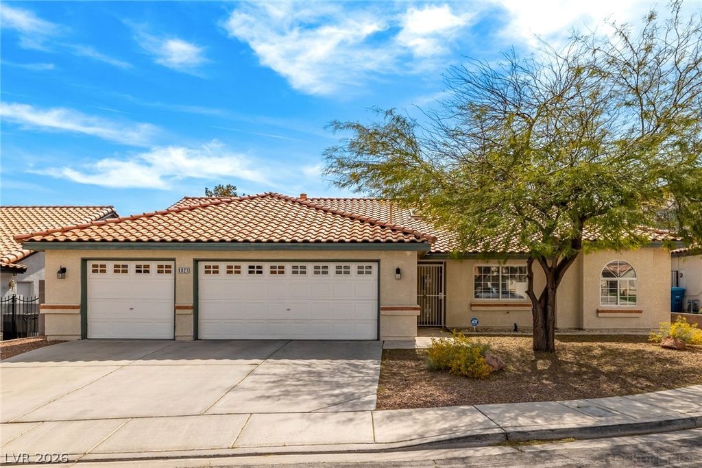 9021 Sunny Hills Court, Las Vegas, NV 89147