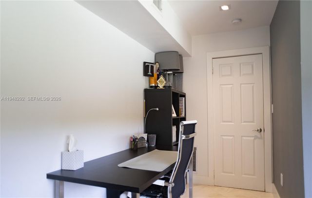 2110 Keystone Blvd, North Miami, FL 33181