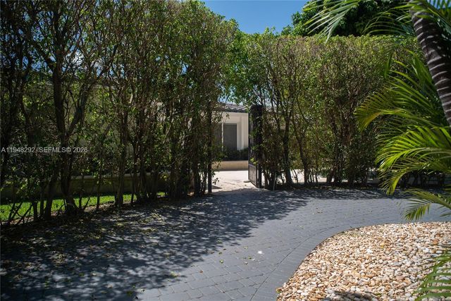 2110 Keystone Blvd, North Miami, FL 33181