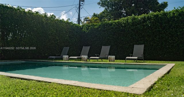 2110 Keystone Blvd, North Miami, FL 33181