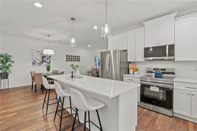 5209 Noble Village Way, Lilburn, GA 30047
