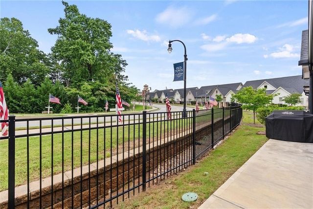 5209 Noble Village Way, Lilburn, GA 30047