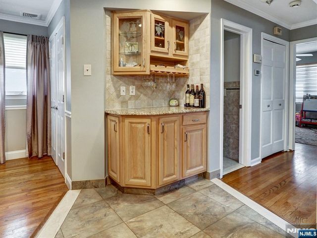 69 Lincoln Street, Fairview, NJ 07022
