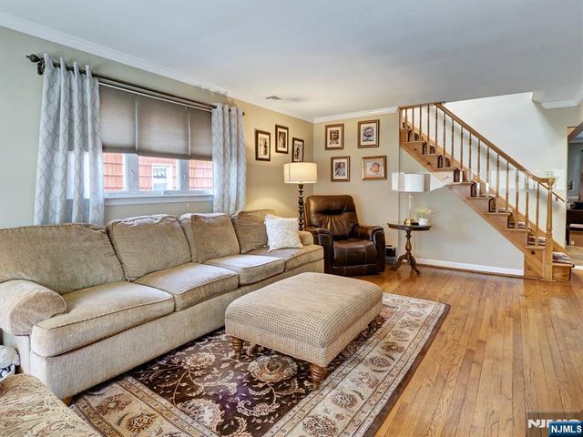 69 Lincoln Street, Fairview, NJ 07022