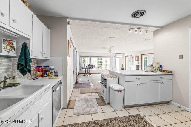 1226 HALIFAX Road, Jacksonville, FL 32216