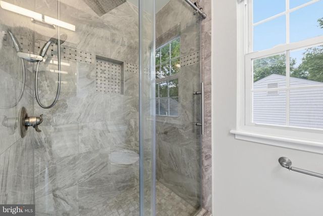 20532 NEERWINDER ST, Germantown, MD 20874