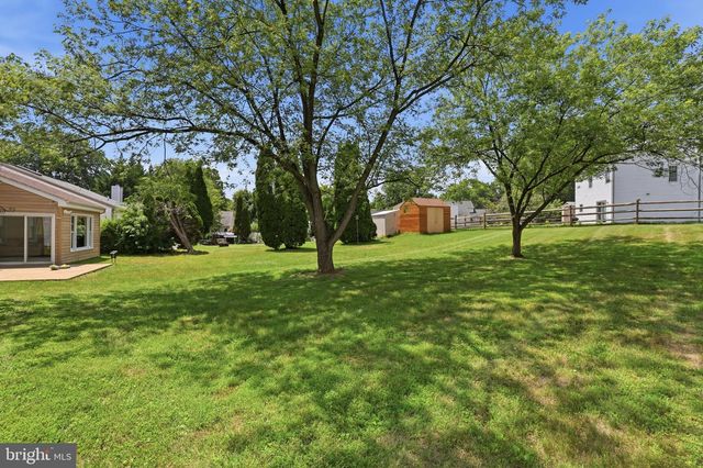 20532 NEERWINDER ST, Germantown, MD 20874