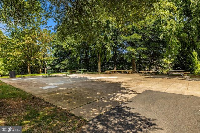 20532 NEERWINDER ST, Germantown, MD 20874