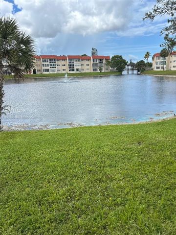 2800 W Sunrise Lakes Drive 104, Sunrise, FL 33322