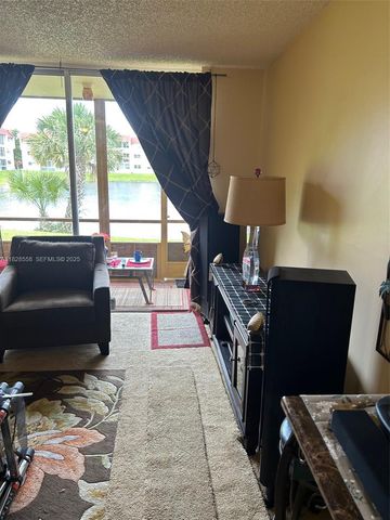 2800 W Sunrise Lakes Drive 104, Sunrise, FL 33322