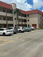 2800 W Sunrise Lakes Drive 104, Sunrise, FL 33322