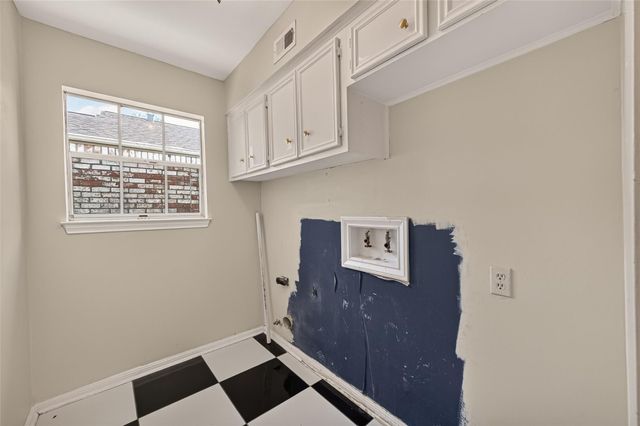 2718 Kissing Camel Court, Missouri City, TX 77459