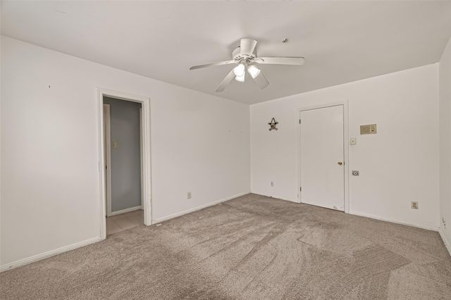 2718 Kissing Camel Court, Missouri City, TX 77459