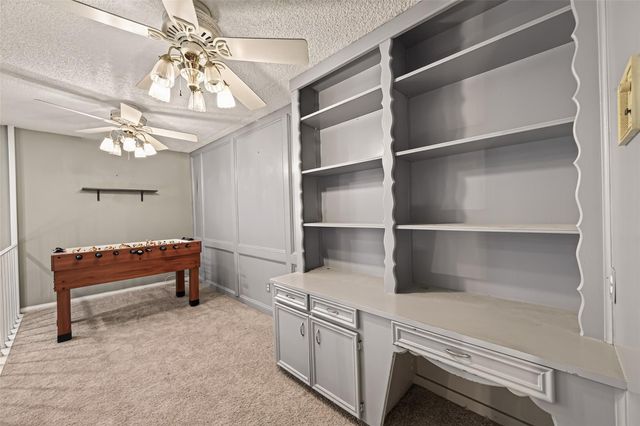 2718 Kissing Camel Court, Missouri City, TX 77459