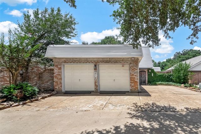 2718 Kissing Camel Court, Missouri City, TX 77459