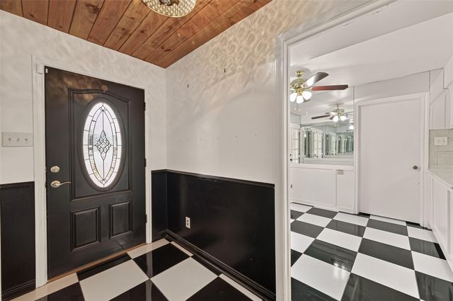 2718 Kissing Camel Court, Missouri City, TX 77459