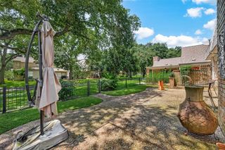 2718 Kissing Camel Court, Missouri City, TX 77459