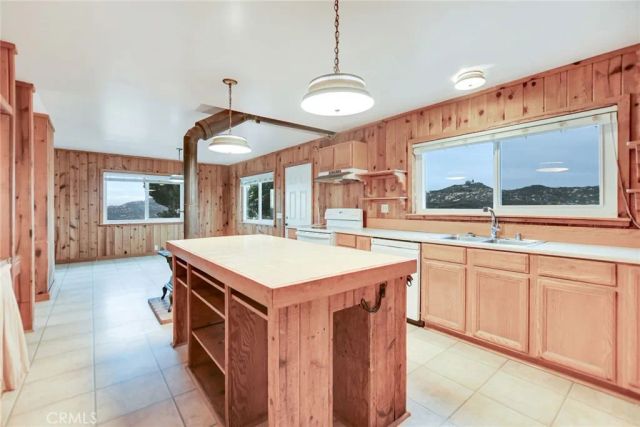 6750 Rainbow Heights Road, Fallbrook, CA 92028