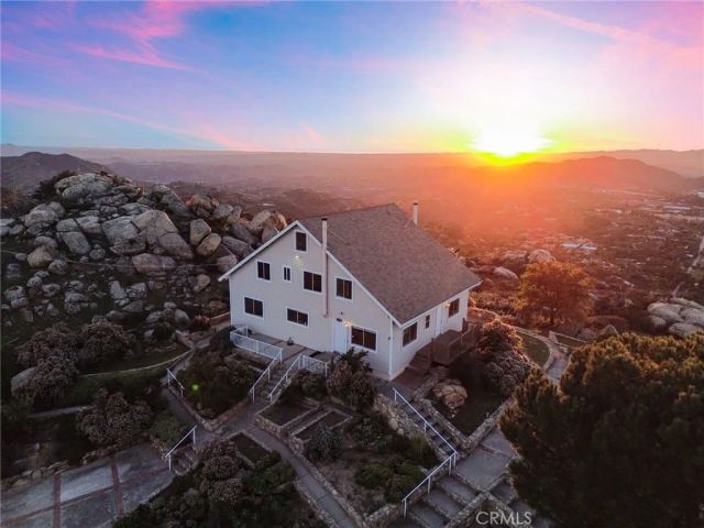 6750 Rainbow Heights Road, Fallbrook, CA 92028