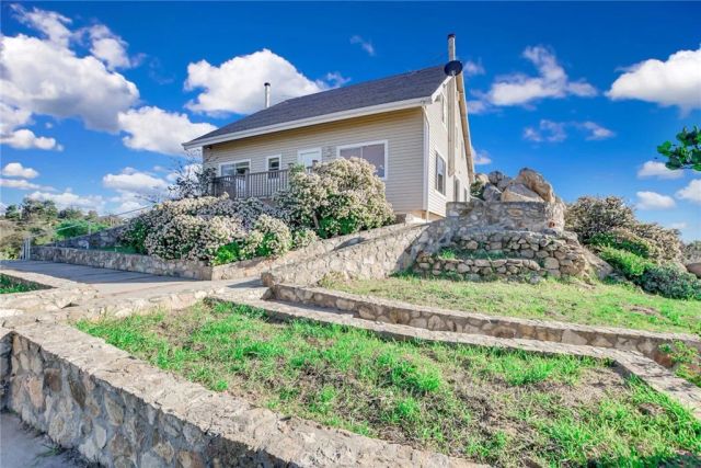 6750 Rainbow Heights Road, Fallbrook, CA 92028