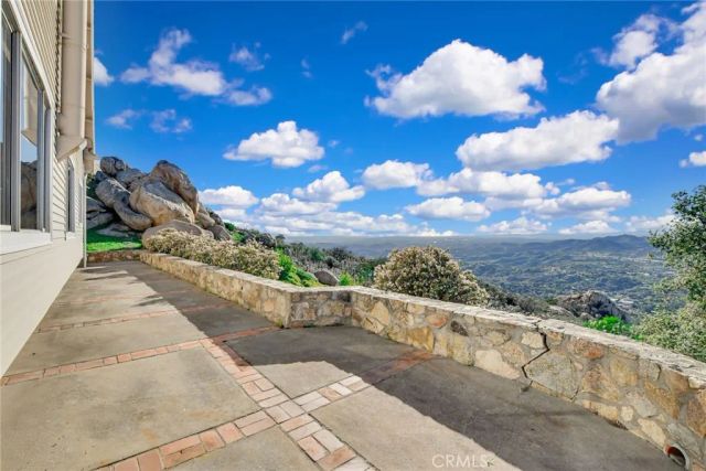6750 Rainbow Heights Road, Fallbrook, CA 92028