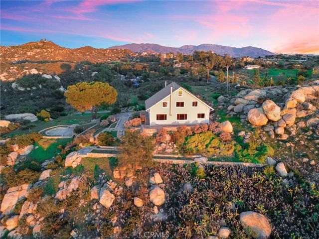 6750 Rainbow Heights Road, Fallbrook, CA 92028