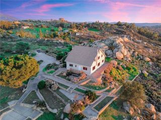 6750 Rainbow Heights Road, Fallbrook, CA 92028