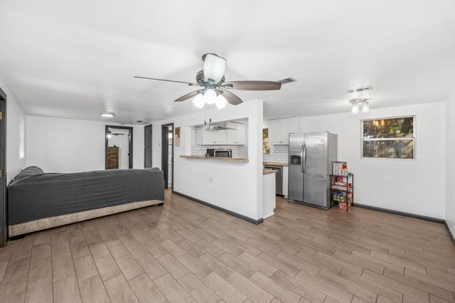 205 Pine Street, Fort Walton Beach, FL 32548