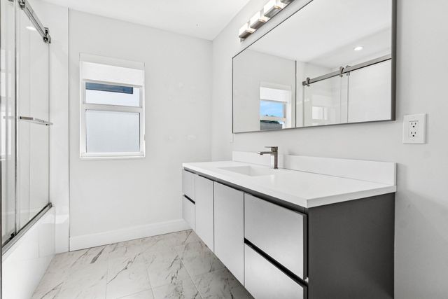412 SE 4th Avenue, Delray Beach, FL 33483