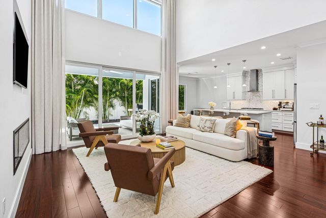 412 SE 4th Avenue, Delray Beach, FL 33483