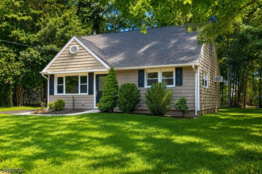 27 Ferndale Rd, Wayne Twp., NJ 07470 — photo 2