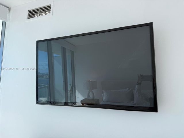 888 Biscayne Blvd 3101, Miami, FL 33132