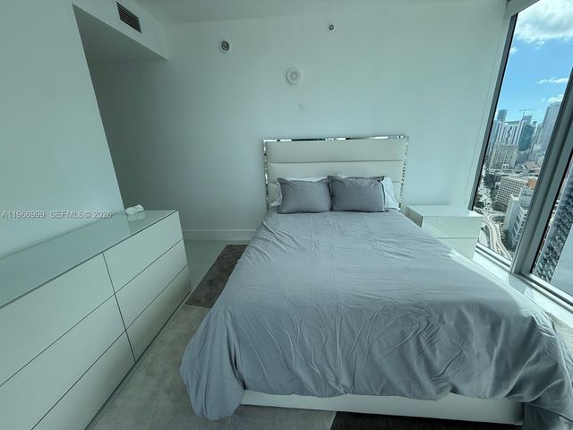 888 Biscayne Blvd 3101, Miami, FL 33132